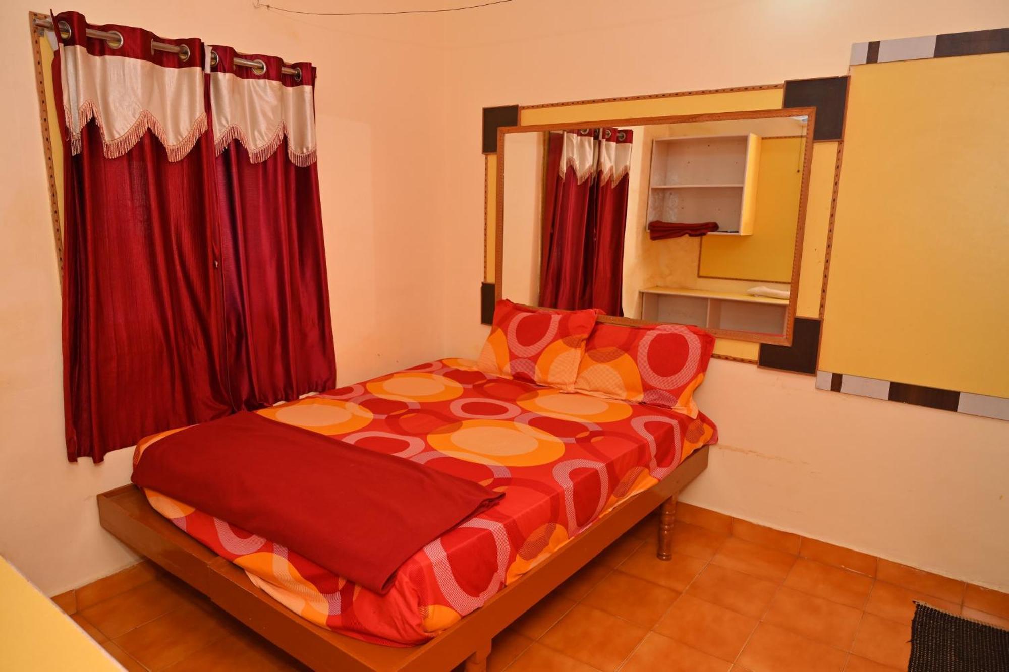 Gopi Guest House هامبي الغرفة الصورة